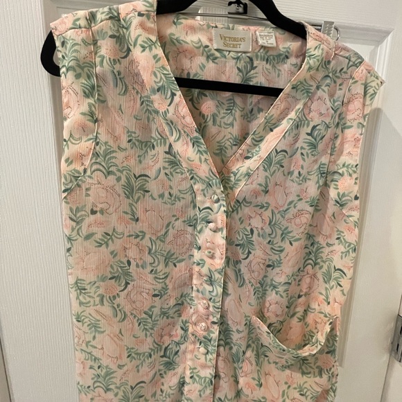 Victoria Secret pajamas size small - Picture 6 of 7